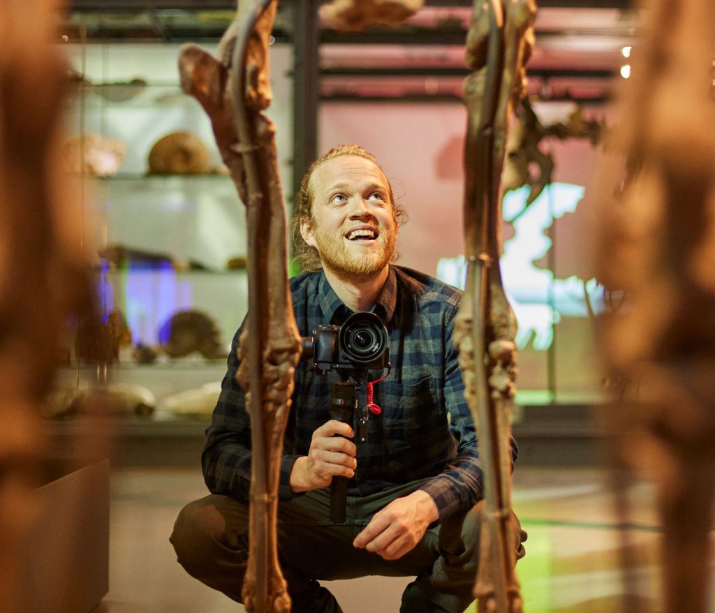 De eerste cultuurvloggers van Nederland: Jelle Brouwer in de Museumfabriek